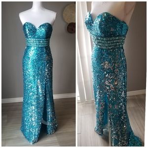 Night Moves - Long Sequin Fitted Dress